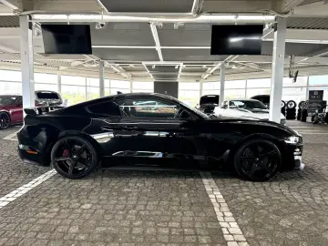 FORD Mustang GT V8 Fastback Aut.   KW V3 Leder rot