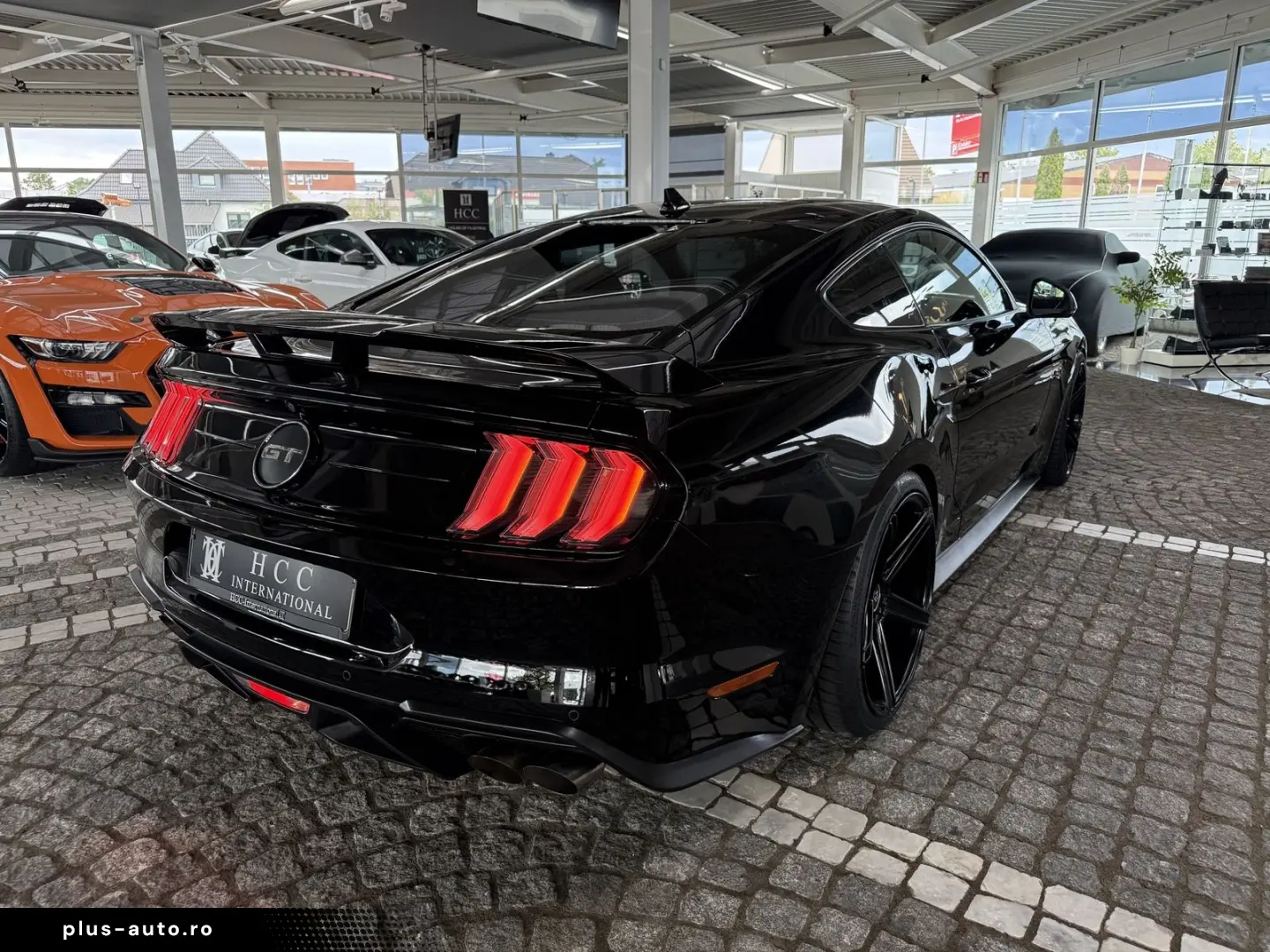 FORD Mustang GT V8 Fastback Aut.   KW V3 Leder rot