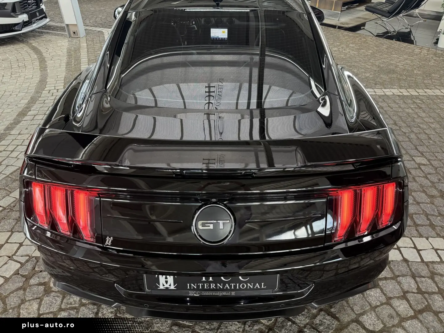 FORD Mustang GT V8 Fastback Aut.   KW V3 Leder rot