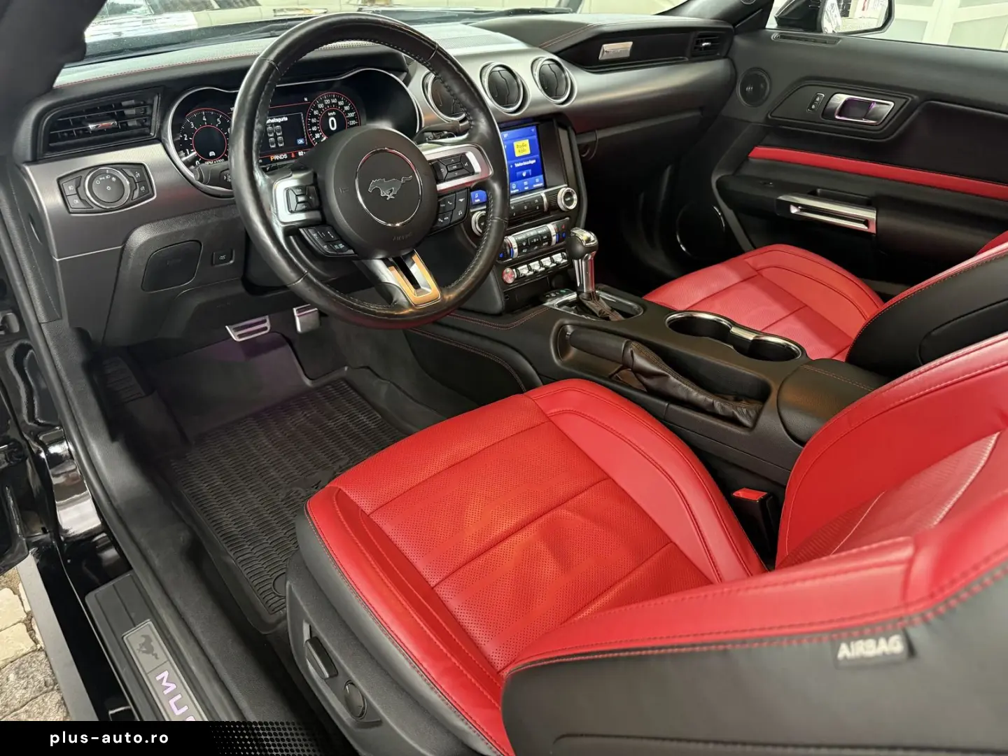 FORD Mustang GT V8 Fastback Aut.   KW V3 Leder rot