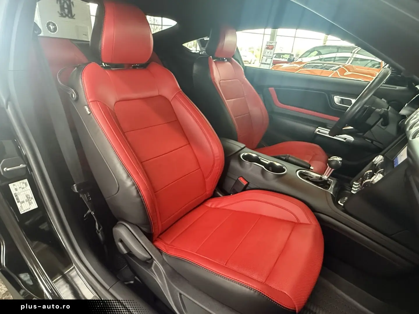 FORD Mustang GT V8 Fastback Aut.   KW V3 Leder rot