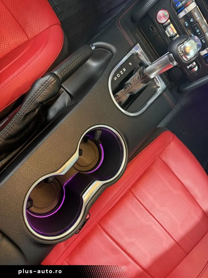 FORD Mustang GT V8 Fastback Aut.   KW V3 Leder rot