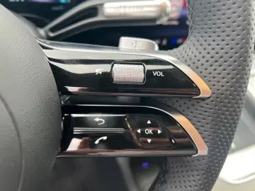 Mercedes-Benz GLC 400 - Electric
