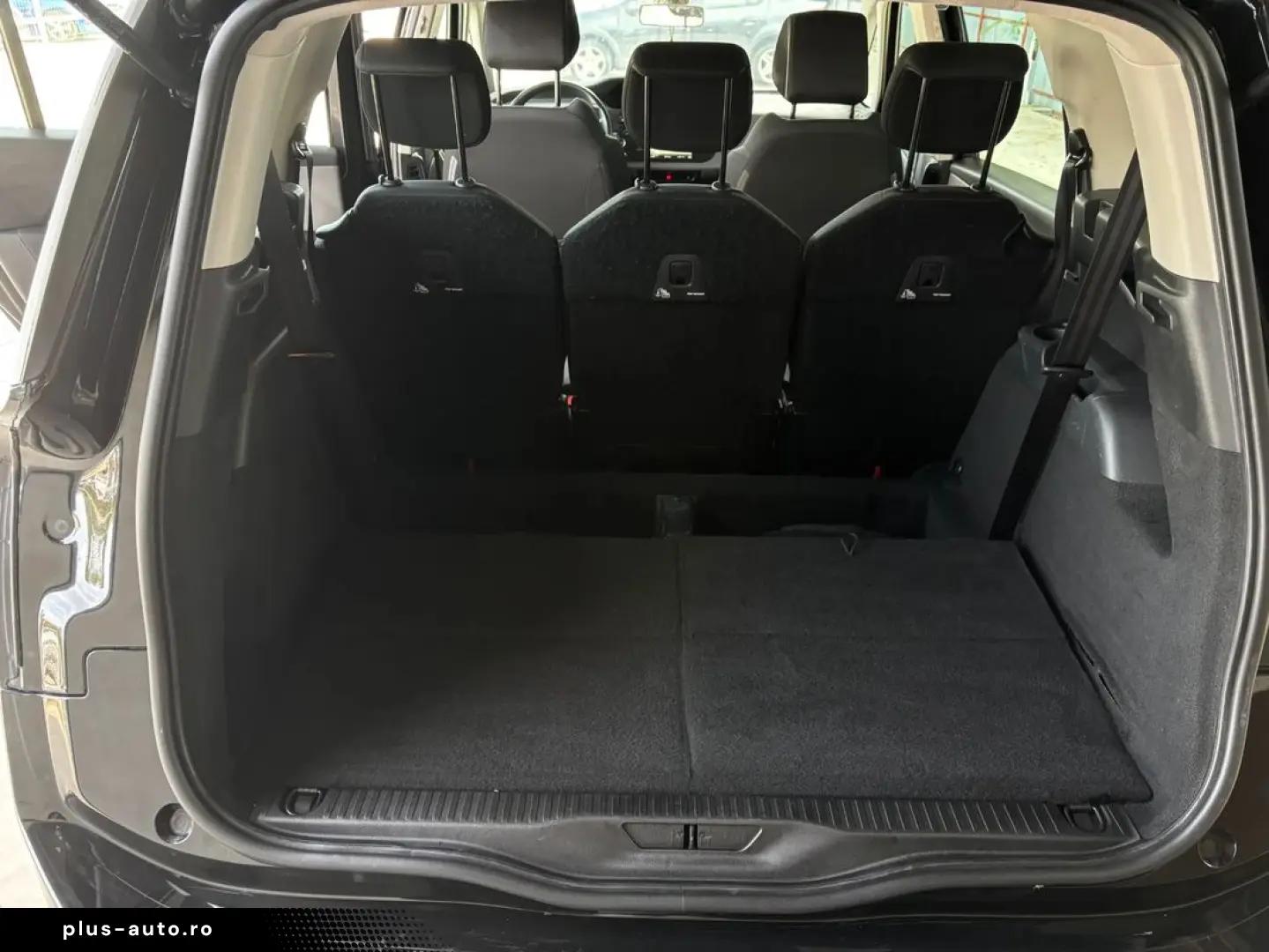 Citroen C4-Grand-Space-Tourer