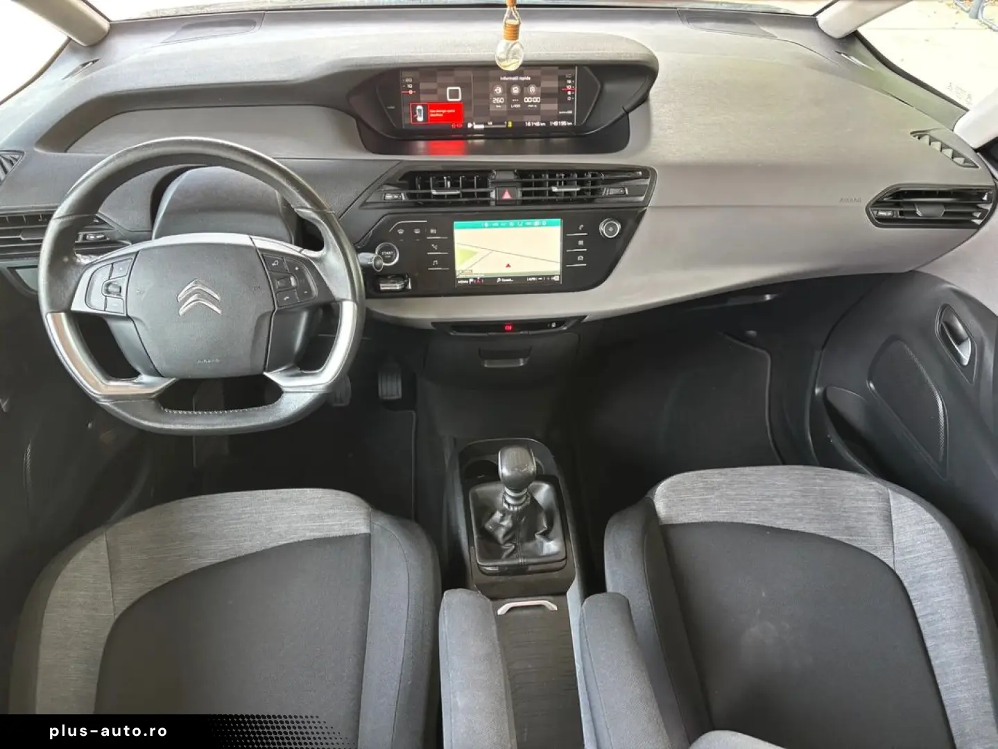 Citroen C4-Grand-Space-Tourer