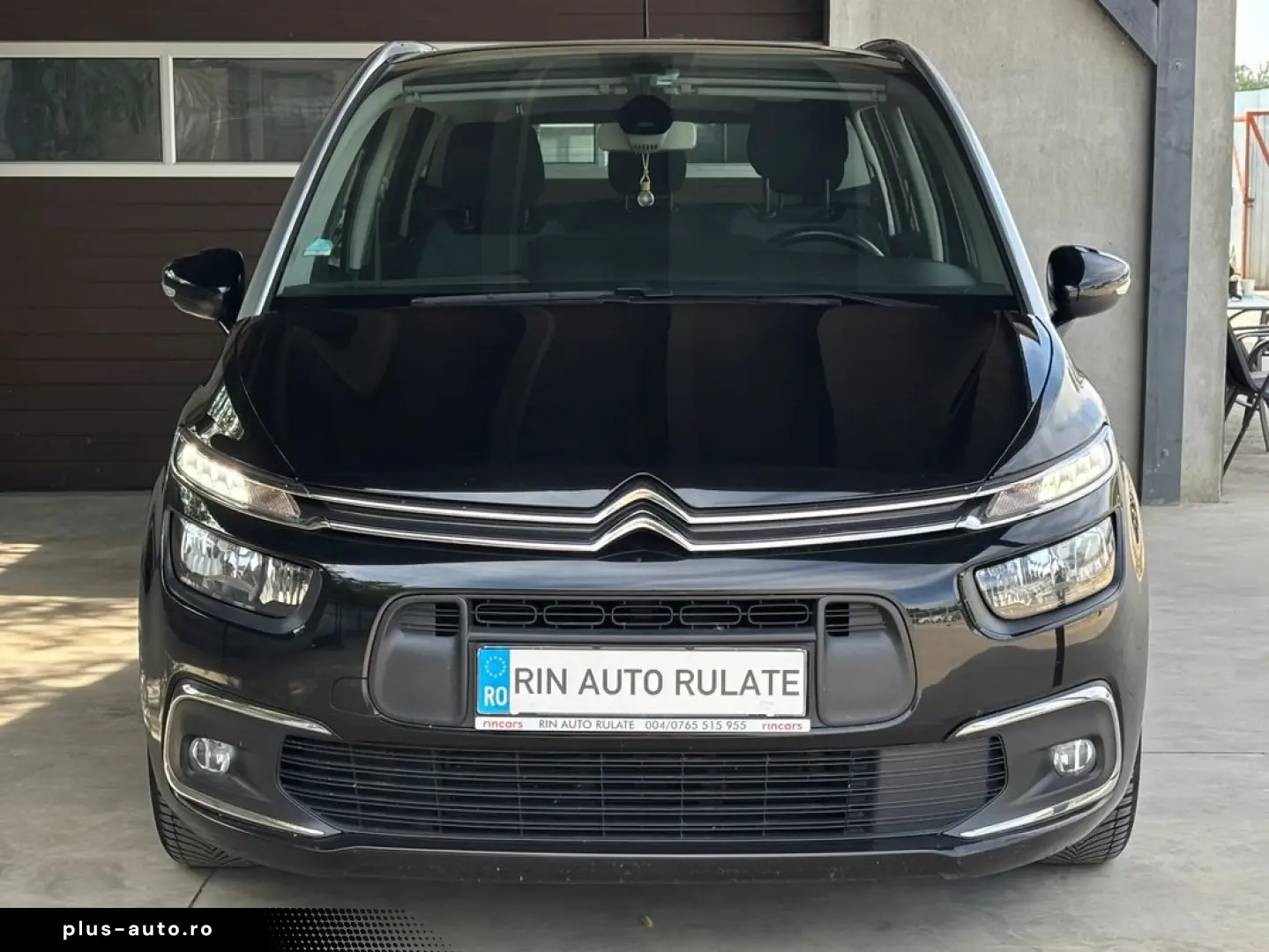 Citroen C4-Grand-Space-Tourer