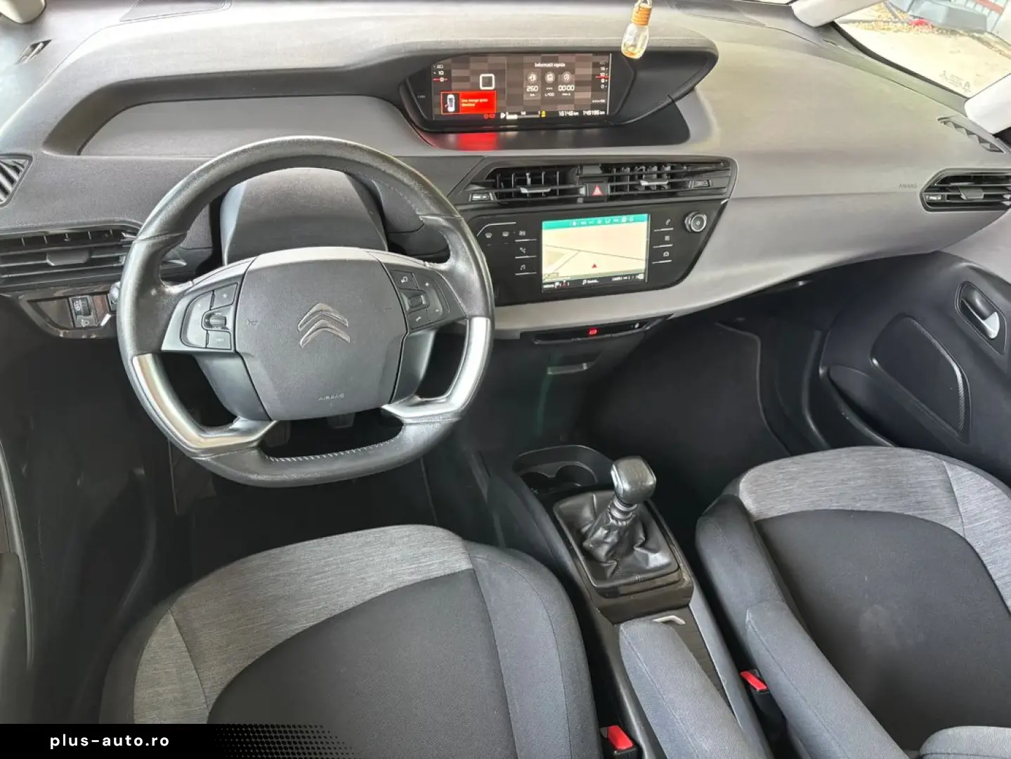 Citroen C4-Grand-Space-Tourer