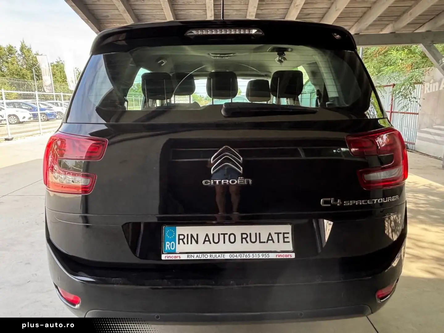 Citroen C4-Grand-Space-Tourer