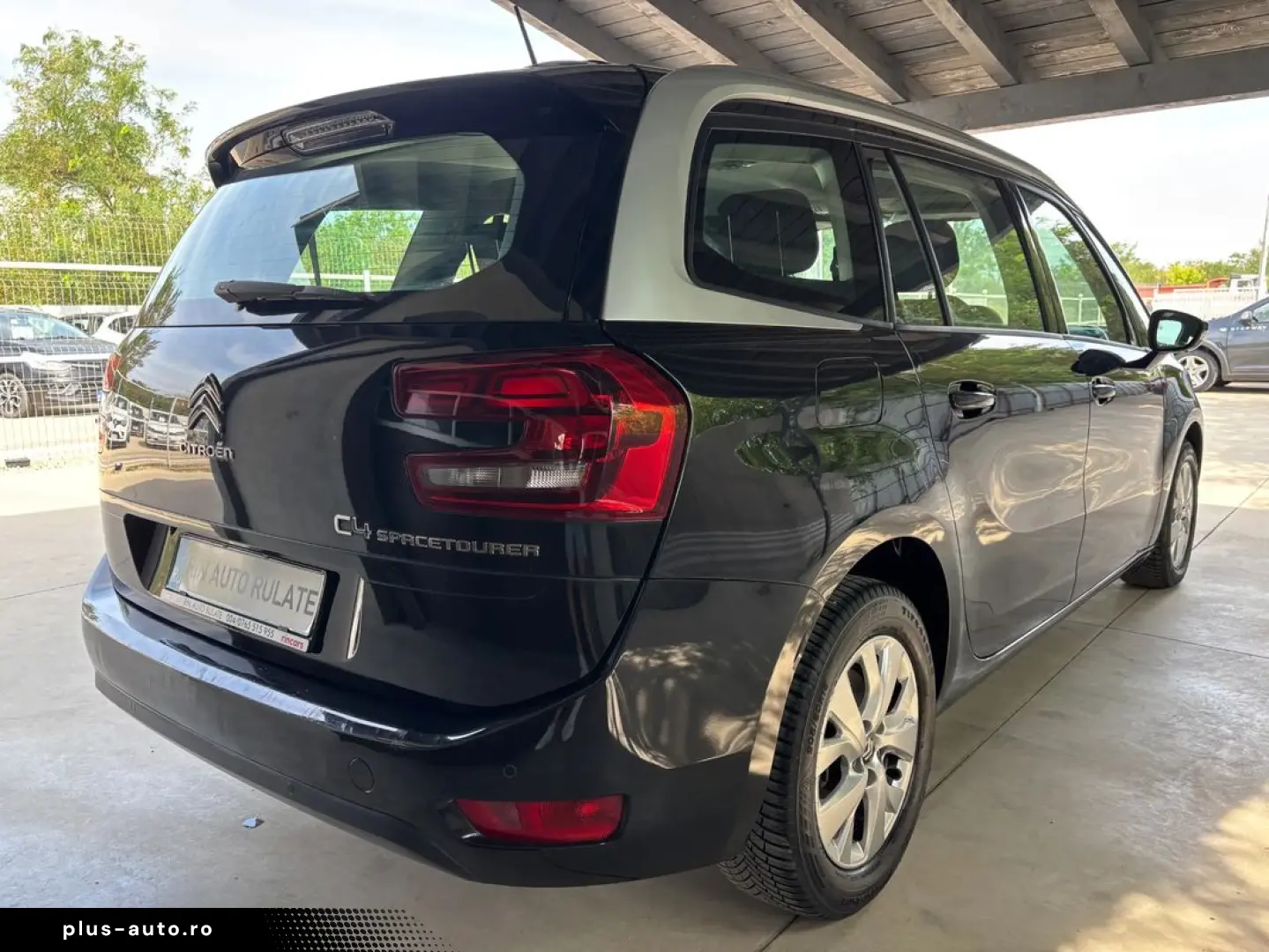 Citroen C4-Grand-Space-Tourer