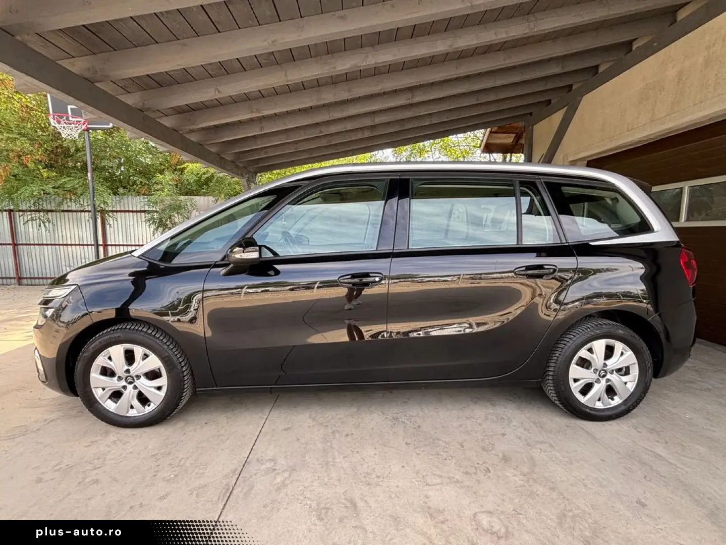 Citroen C4-Grand-Space-Tourer