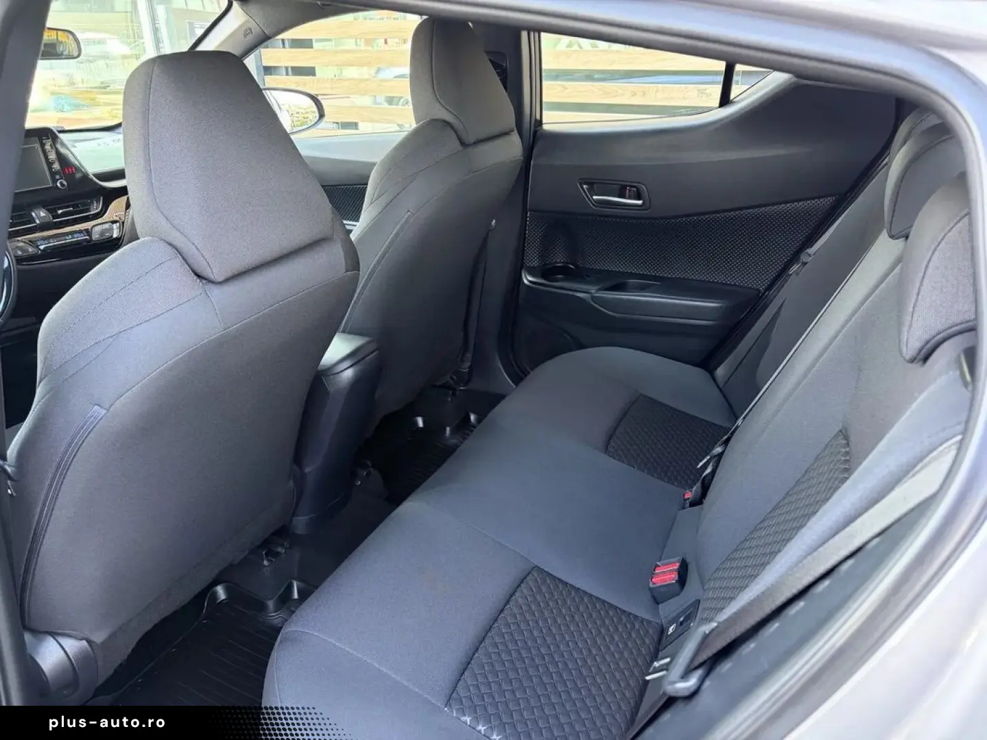 Toyota C-HR 1.8 Hsd Core Kp