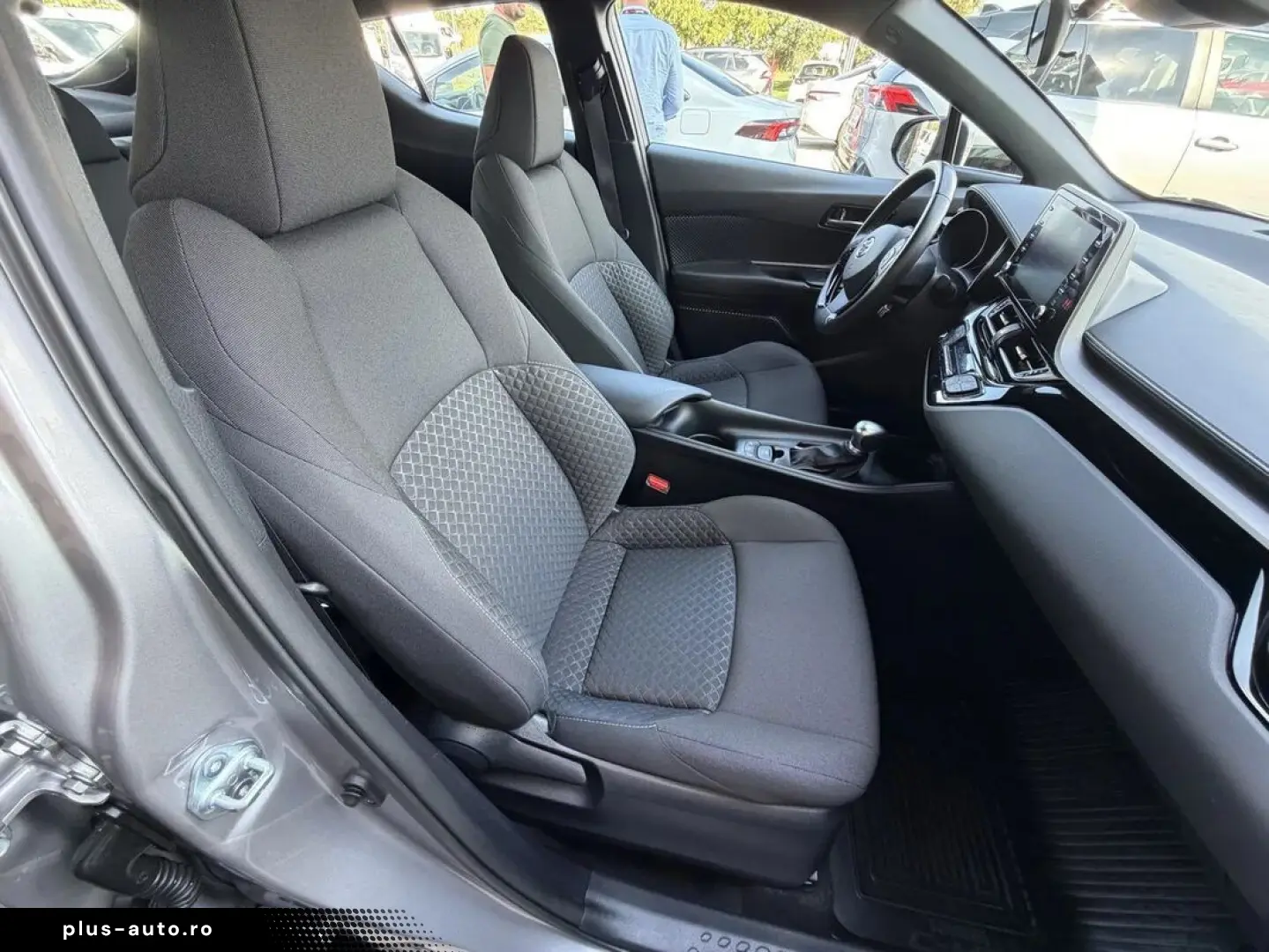 Toyota C-HR 1.8 Hsd Core Kp