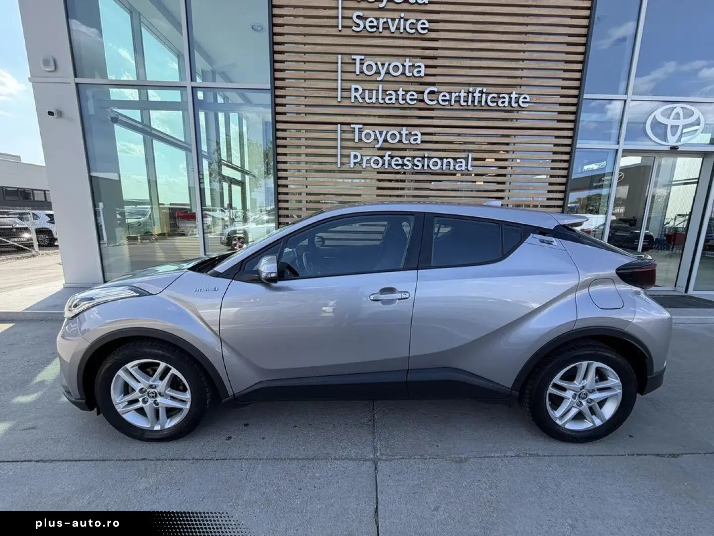 Toyota C-HR 1.8 Hsd Core Kp