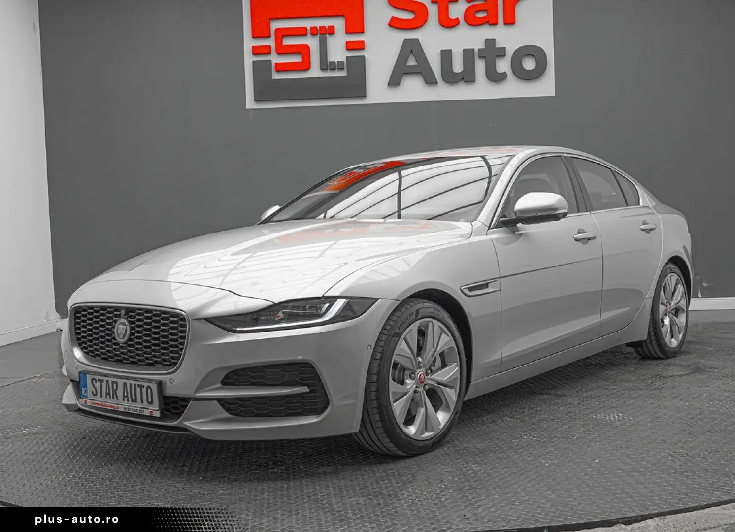 Jaguar Xe