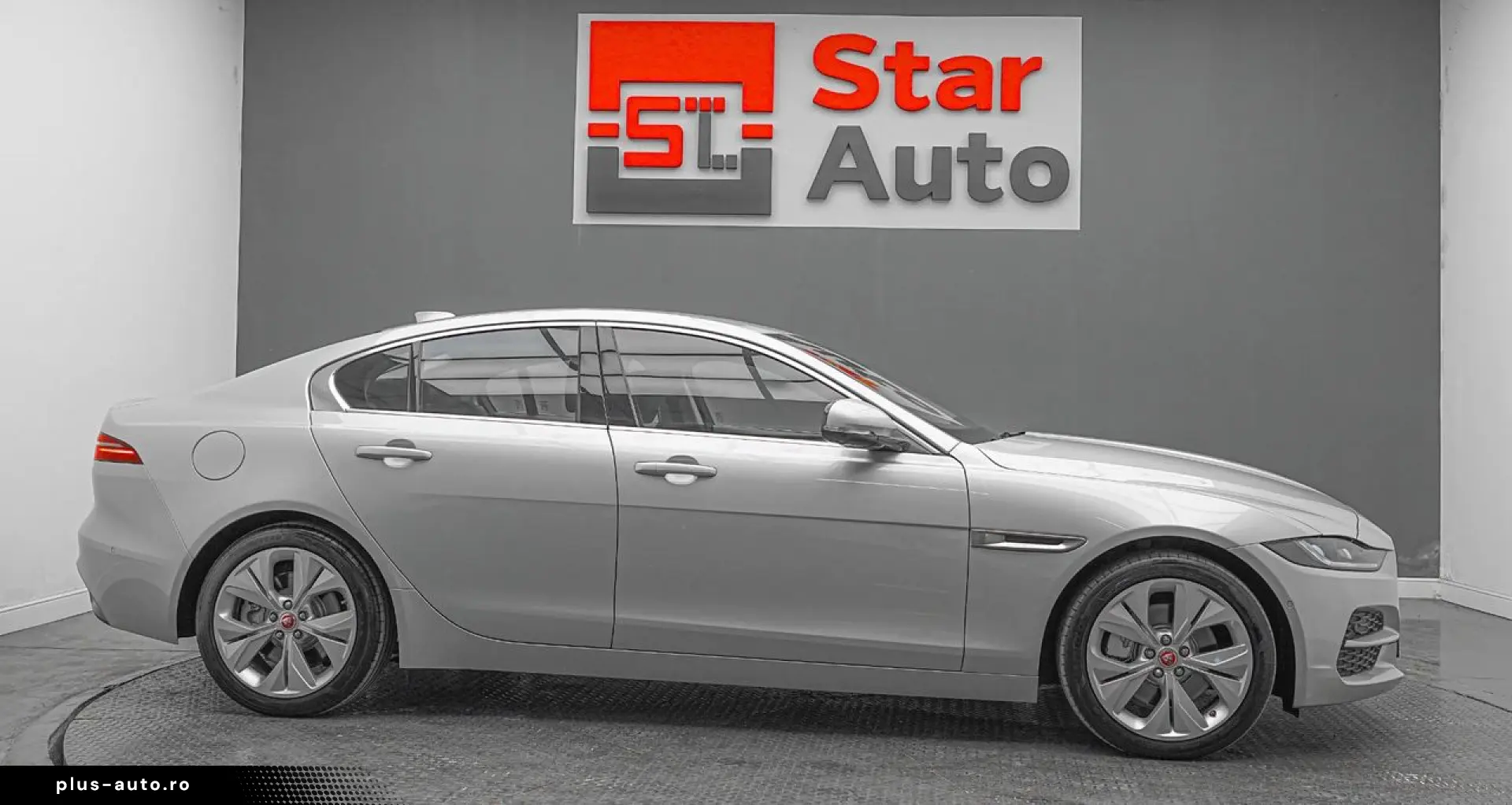 Jaguar Xe