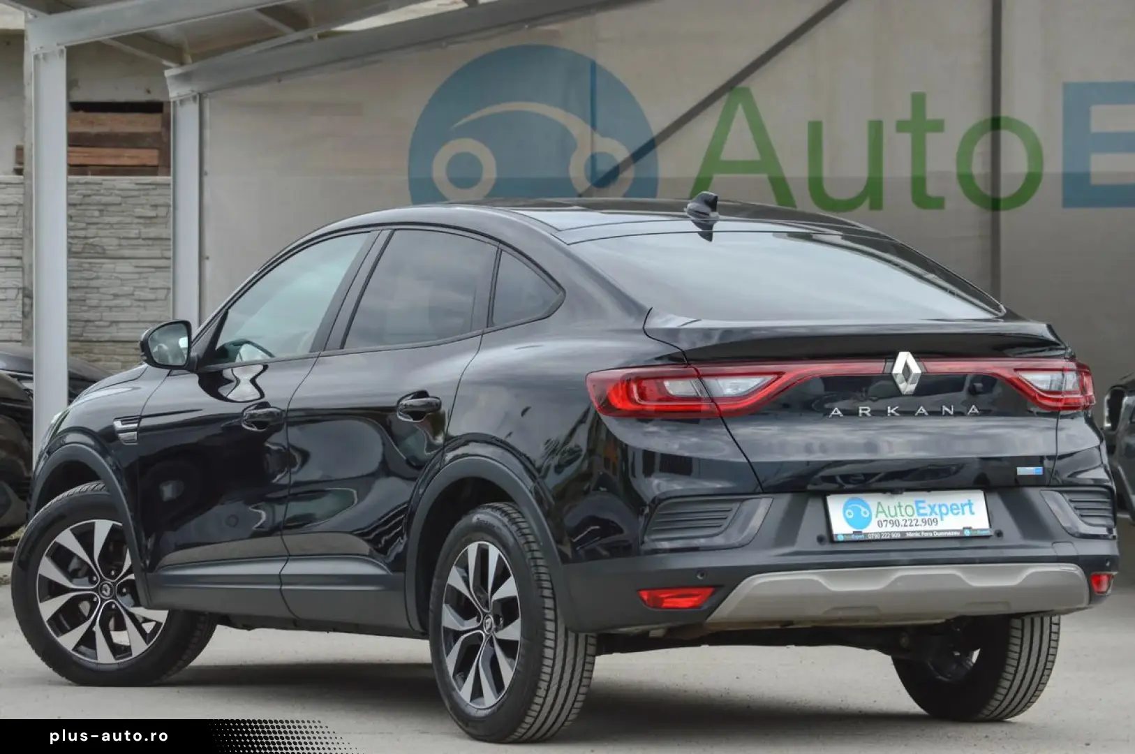 2022 Renault Arkana Hybrid E-TECH Full 145 E-TECH engineerd