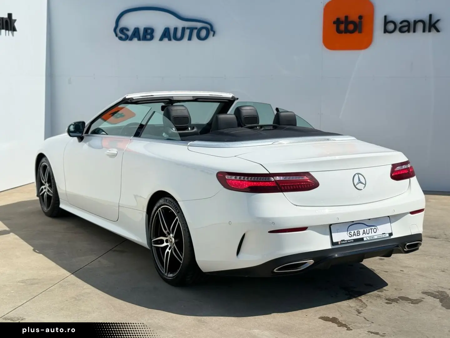 Mercedes-Benz E