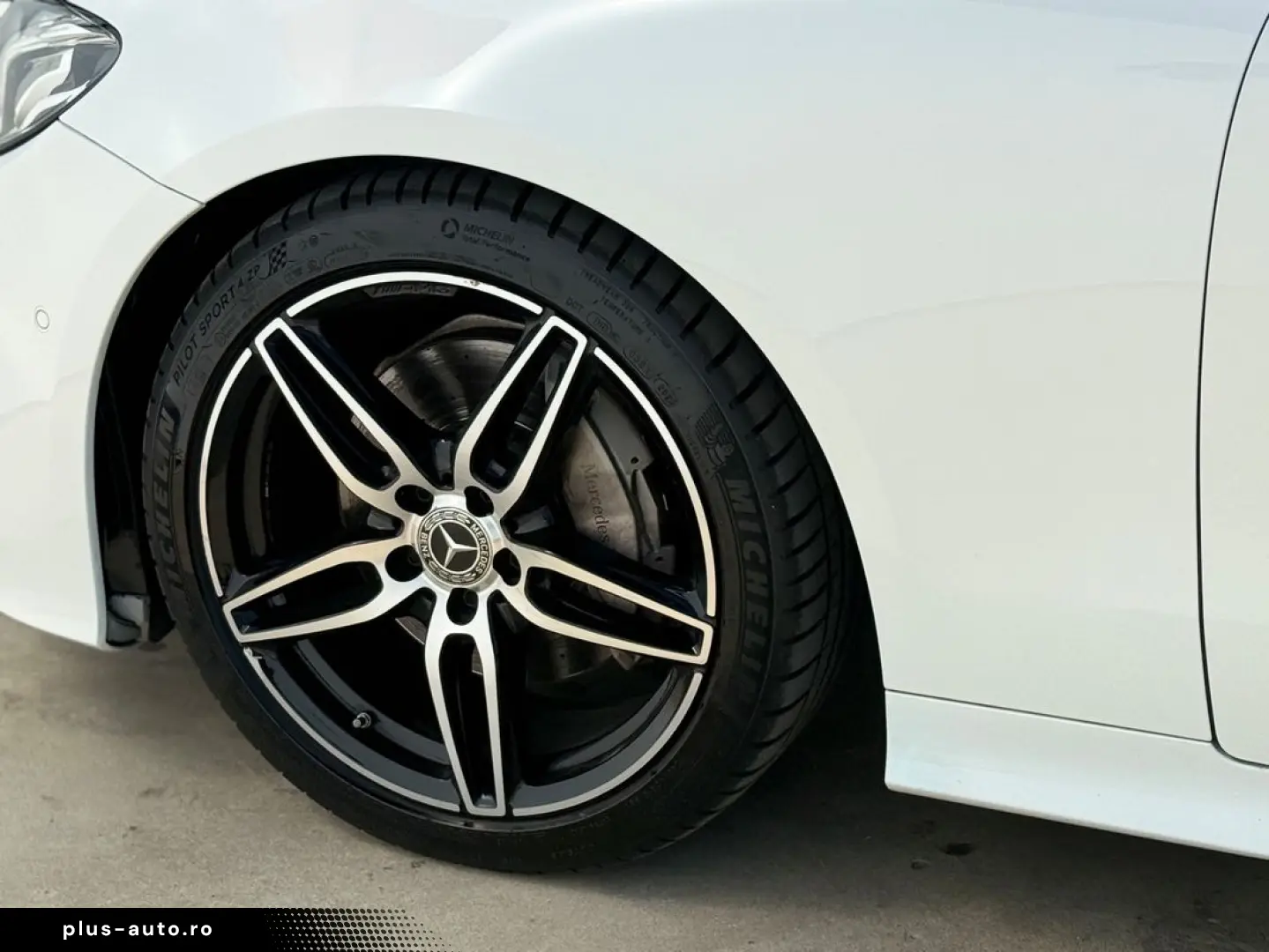Mercedes-Benz E