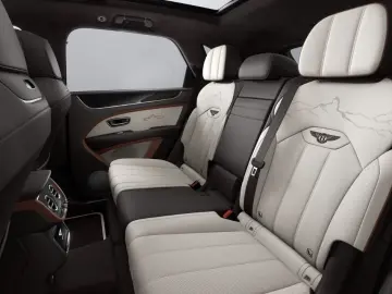 Bentley Bentayga Artenara! Disponibila cu livrare rapida!