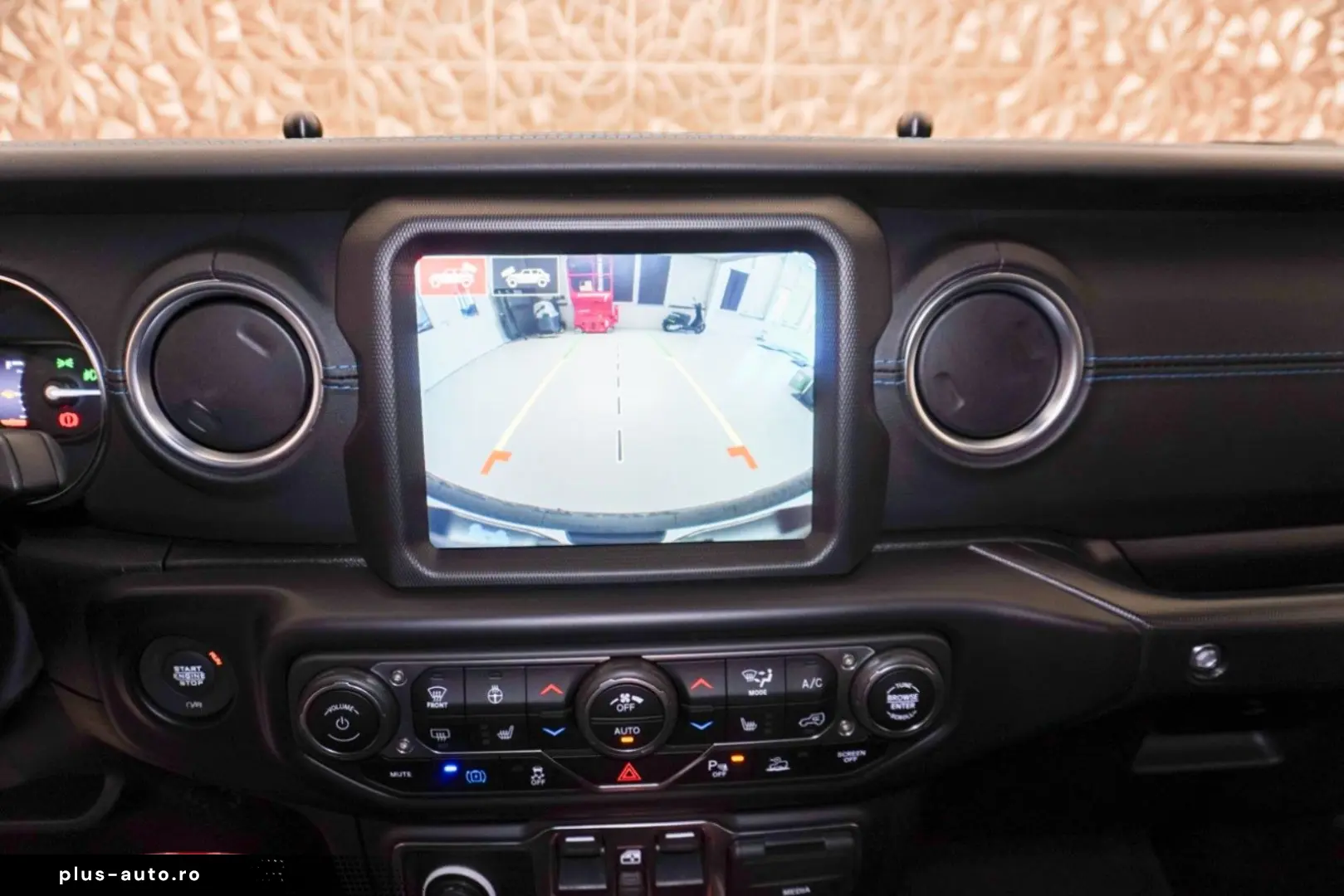 JEEP Wrangler Rubicon Plug-In-Hybrid