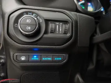 JEEP Wrangler Rubicon Plug-In-Hybrid