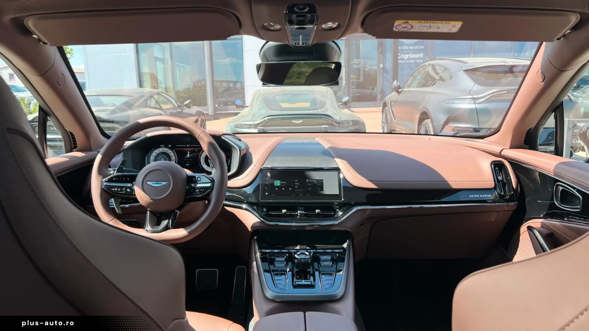 Aston Martin DBX S