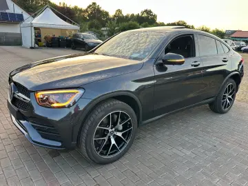 MERCEDES-BENZ GLC Coupe 300e 4M AMG