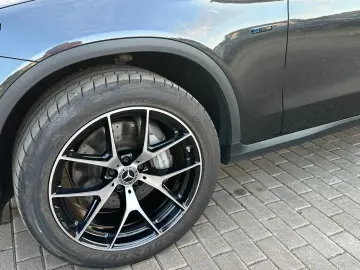 MERCEDES-BENZ GLC Coupe 300e 4M AMG