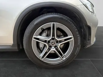 MERCEDES-BENZ GLC 300d 4M Coupé AMG