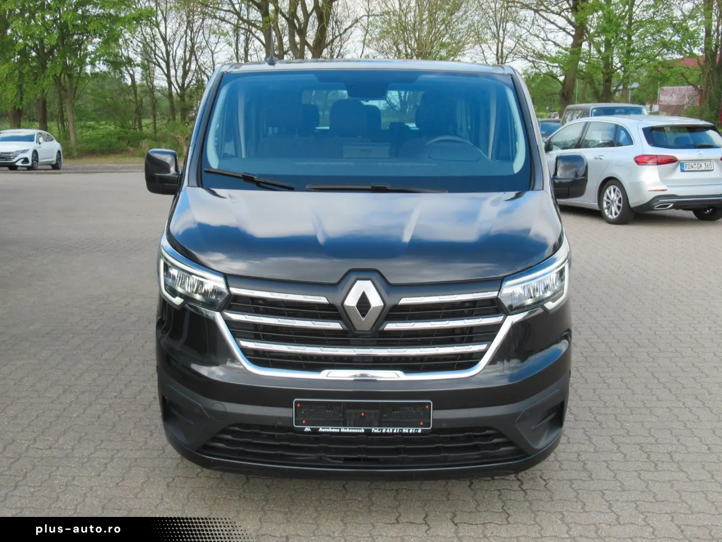 RENAULT Trafic Combi 9 Sitzer Navi PDC