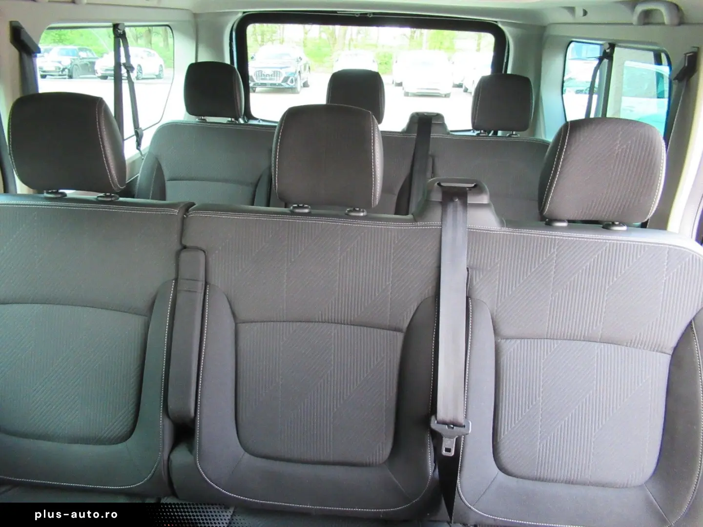 RENAULT Trafic Combi 9 Sitzer Navi PDC