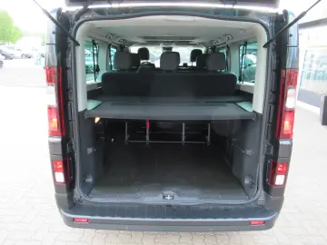 RENAULT Trafic Combi 9 Sitzer Navi PDC