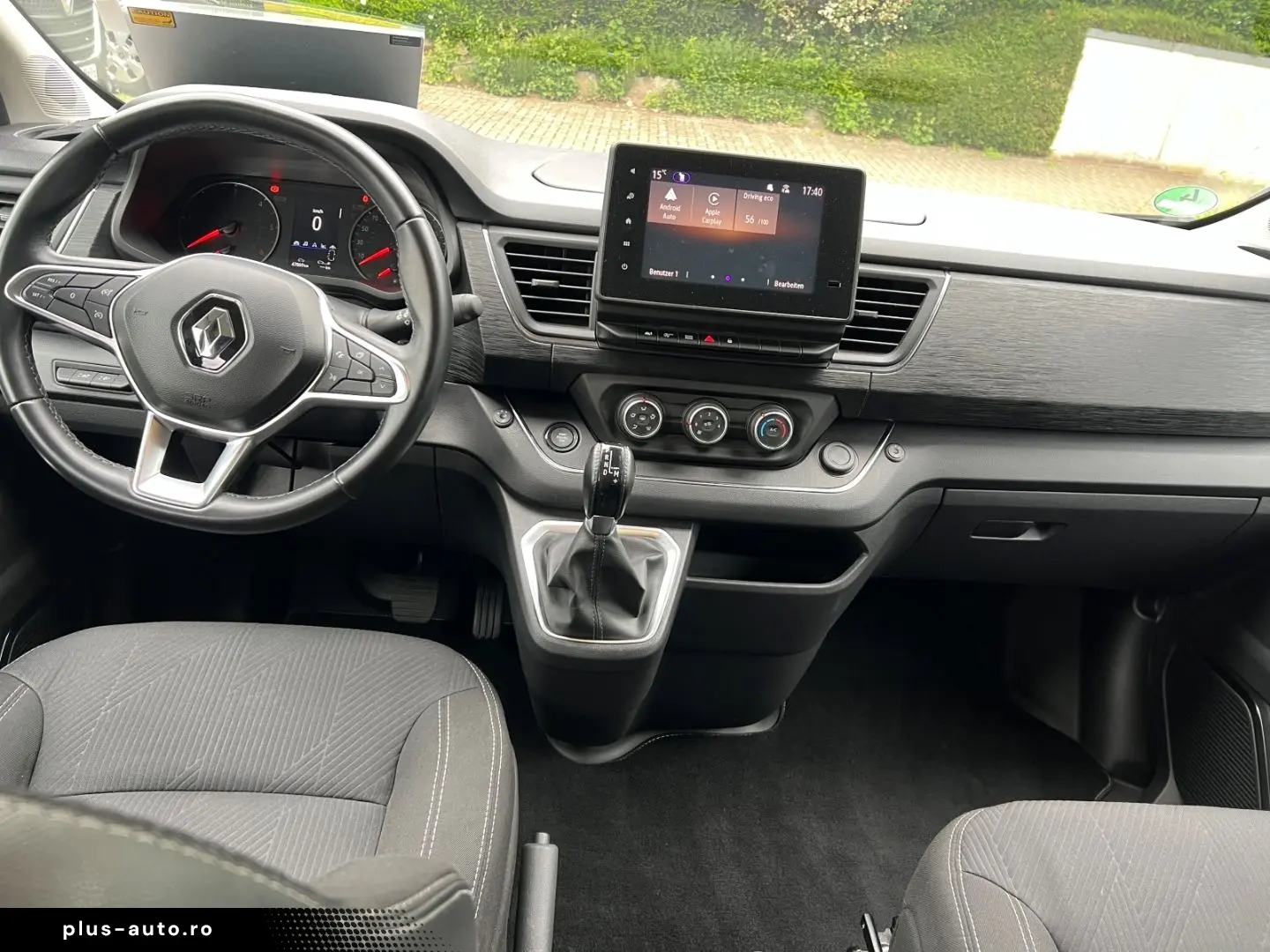 RENAULT Trafic Combi Irmscher Edition L2H1 3 0t Life 2.0