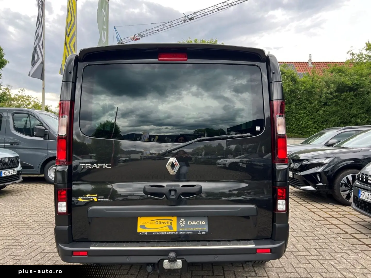 RENAULT Trafic Combi Irmscher Edition L2H1 3 0t Life 2.0