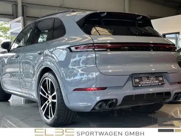 PORSCHE Cayenne E-Hybrid SPORTD 4RADL BDISP HUD ACC BOSE