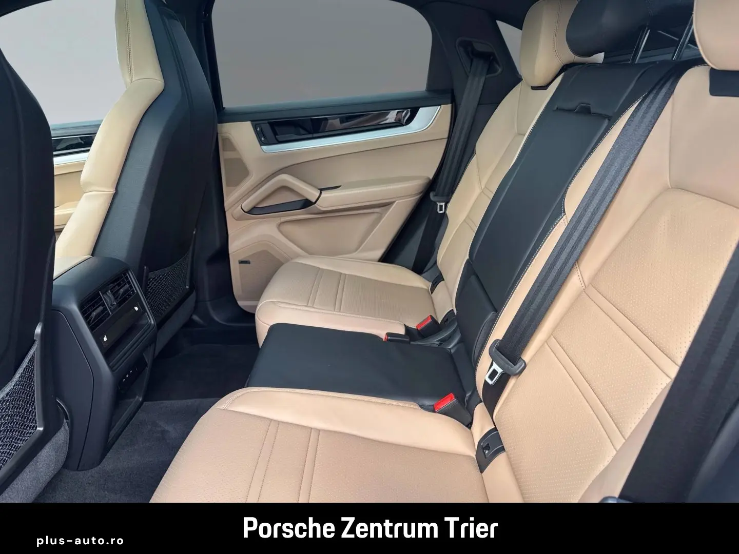 PORSCHE Cayenne Coupe InnoDrive Head-Up Surround-View