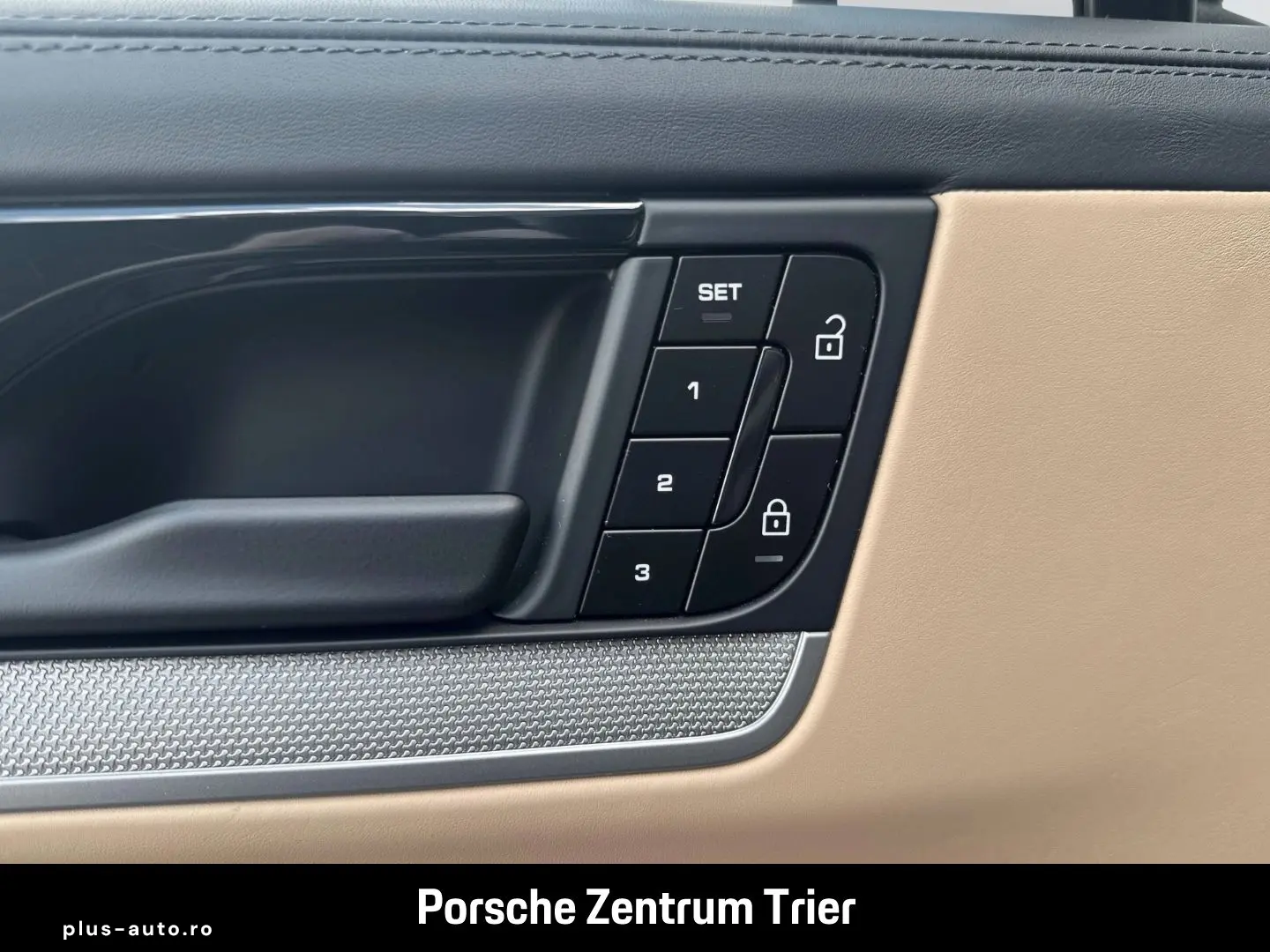 PORSCHE Cayenne Coupe InnoDrive Head-Up Surround-View
