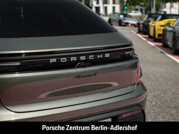 PORSCHE Macan 4 HA-Lenkung Surround-View Luftfederung