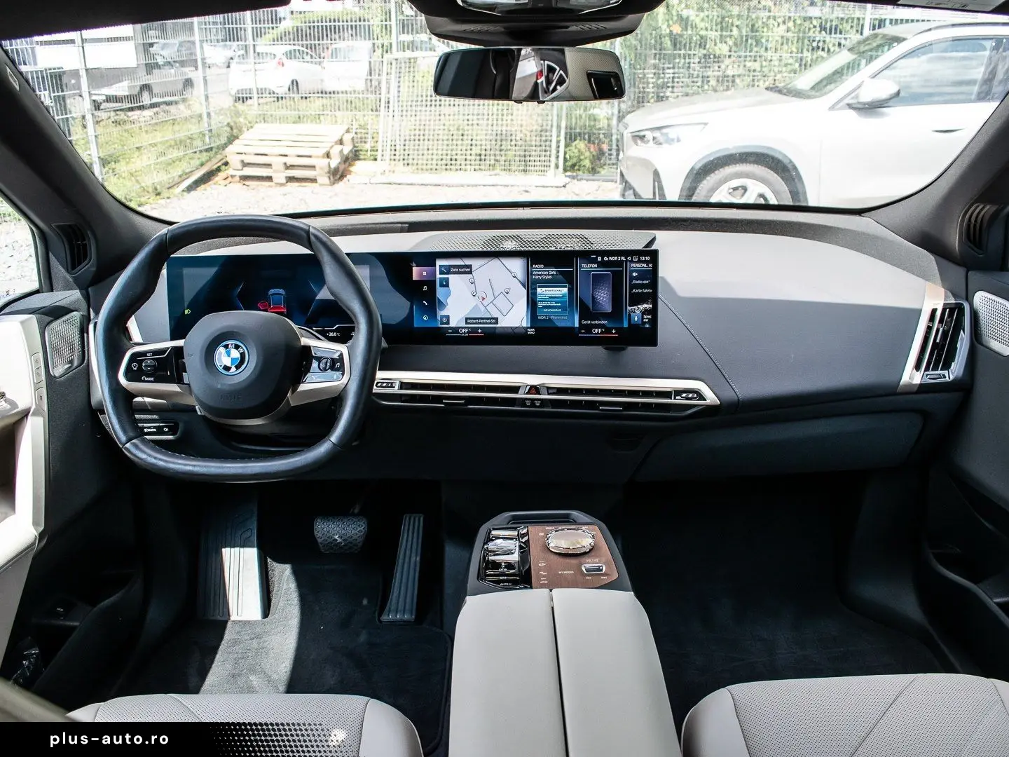 BMW iX M60 M-SPORT HUD PANO ACC AHK KAM RFK DAB