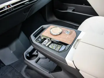 BMW iX M60 M-SPORT HUD PANO ACC AHK KAM RFK DAB