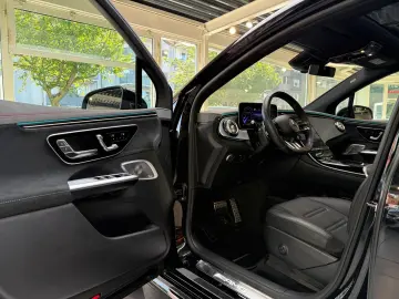 MERCEDES-BENZ EQE SUV AMG 43 4Matic Premium  Pano HuD