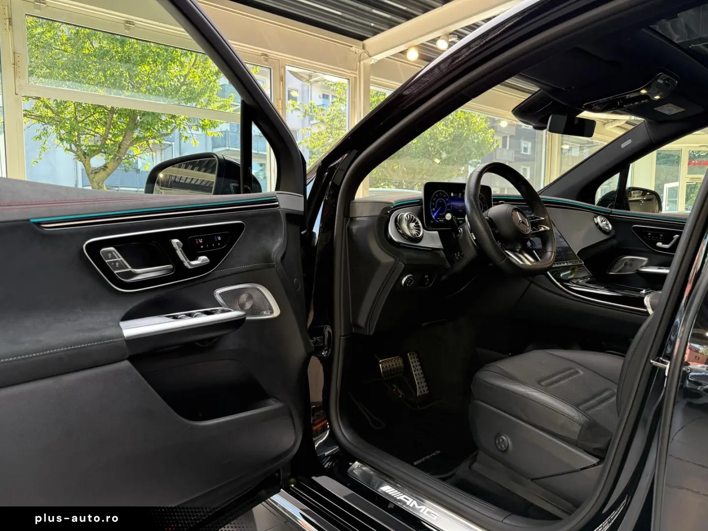 MERCEDES-BENZ EQE SUV AMG 43 4Matic Premium  Pano HuD