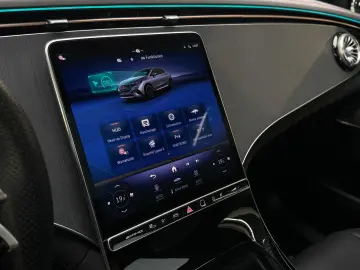 MERCEDES-BENZ EQE SUV AMG 43 4Matic Premium  Pano HuD