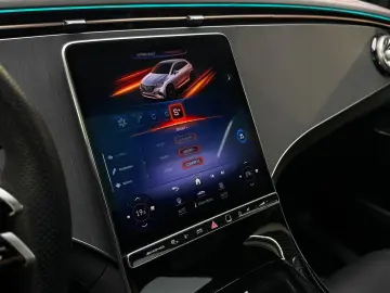 MERCEDES-BENZ EQE SUV AMG 43 4Matic Premium  Pano HuD