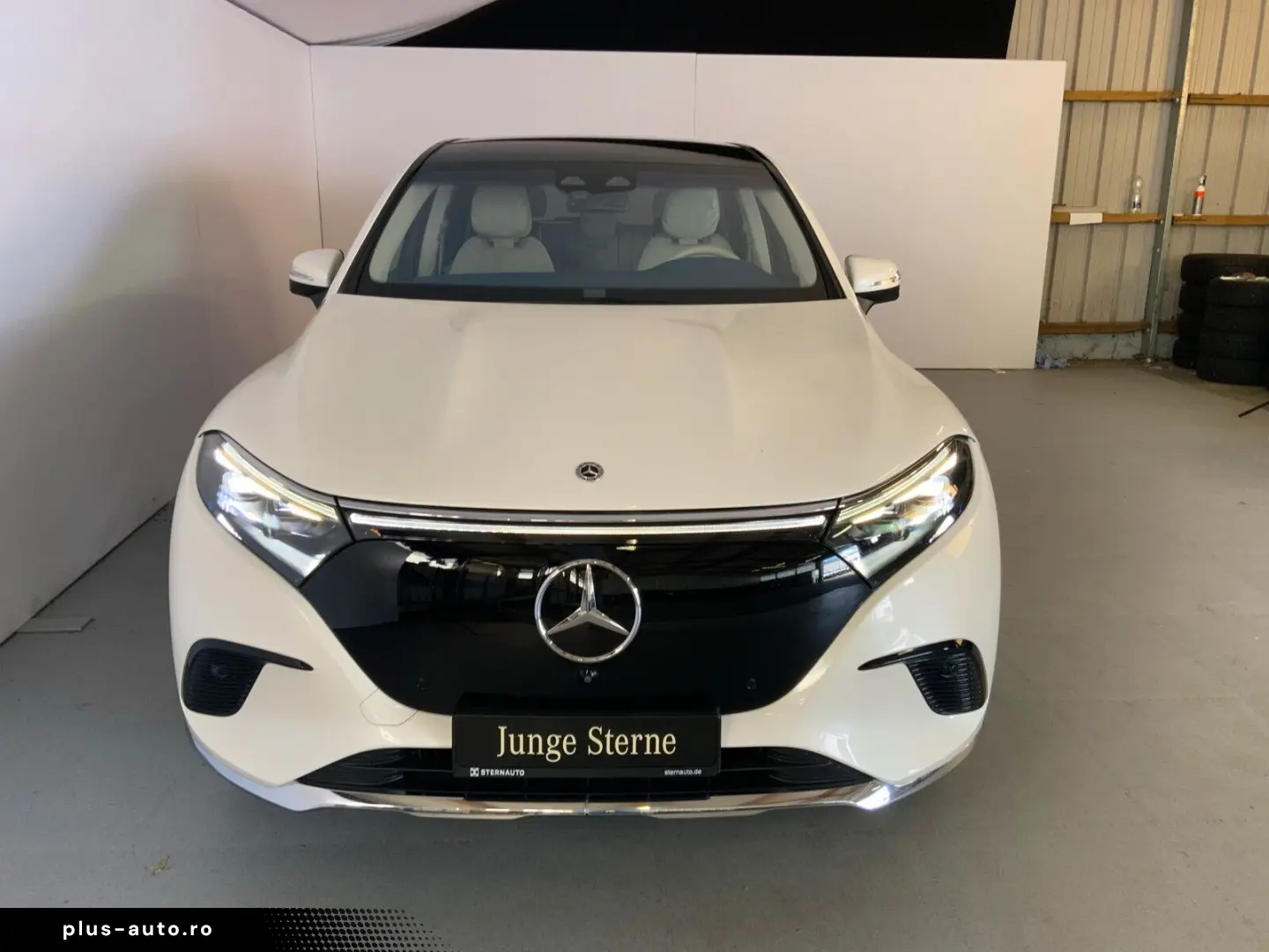 MERCEDES-BENZ EQS 450  SUV Hyperscreen HUD AHK Akust&hellip;