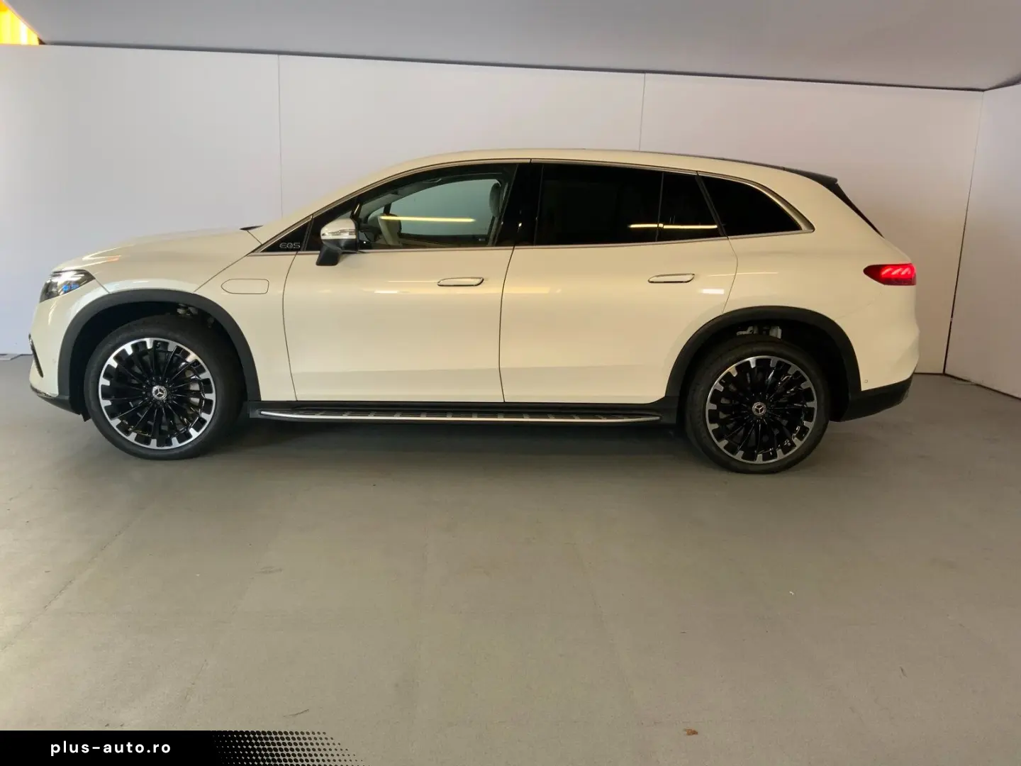 MERCEDES-BENZ EQS 450  SUV Hyperscreen HUD AHK Akust&hellip;