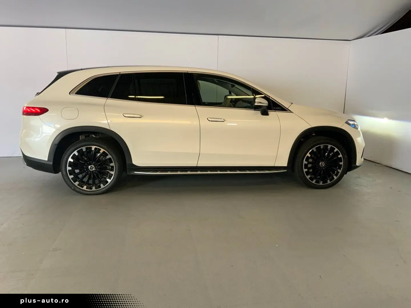 MERCEDES-BENZ EQS 450  SUV Hyperscreen HUD AHK Akust&hellip;