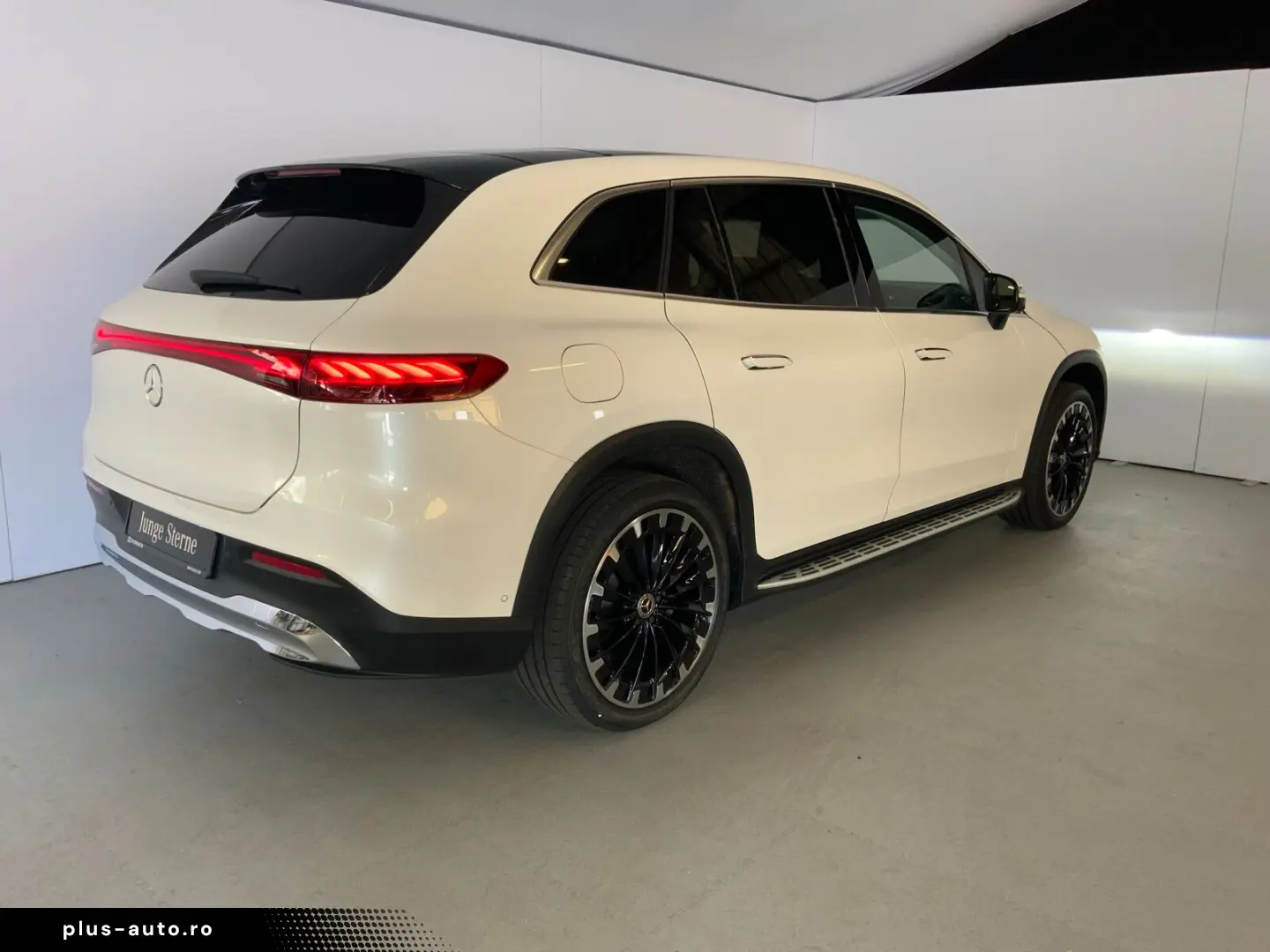 MERCEDES-BENZ EQS 450  SUV Hyperscreen HUD AHK Akust&hellip;