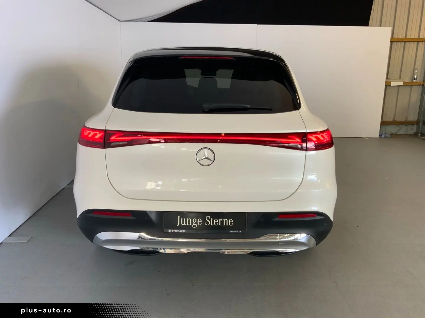 MERCEDES-BENZ EQS 450  SUV Hyperscreen HUD AHK Akust&hellip;