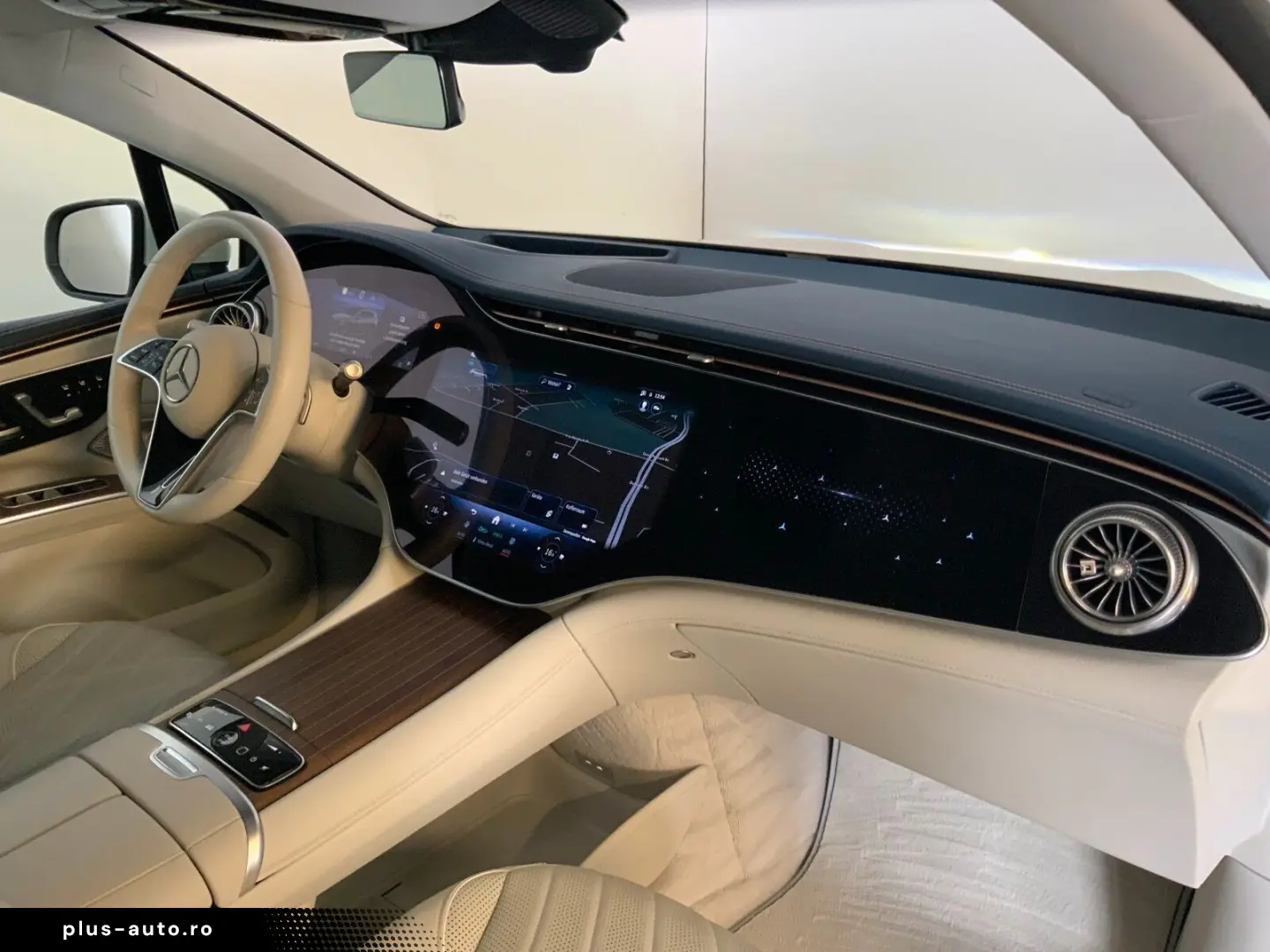MERCEDES-BENZ EQS 450  SUV Hyperscreen HUD AHK Akust&hellip;